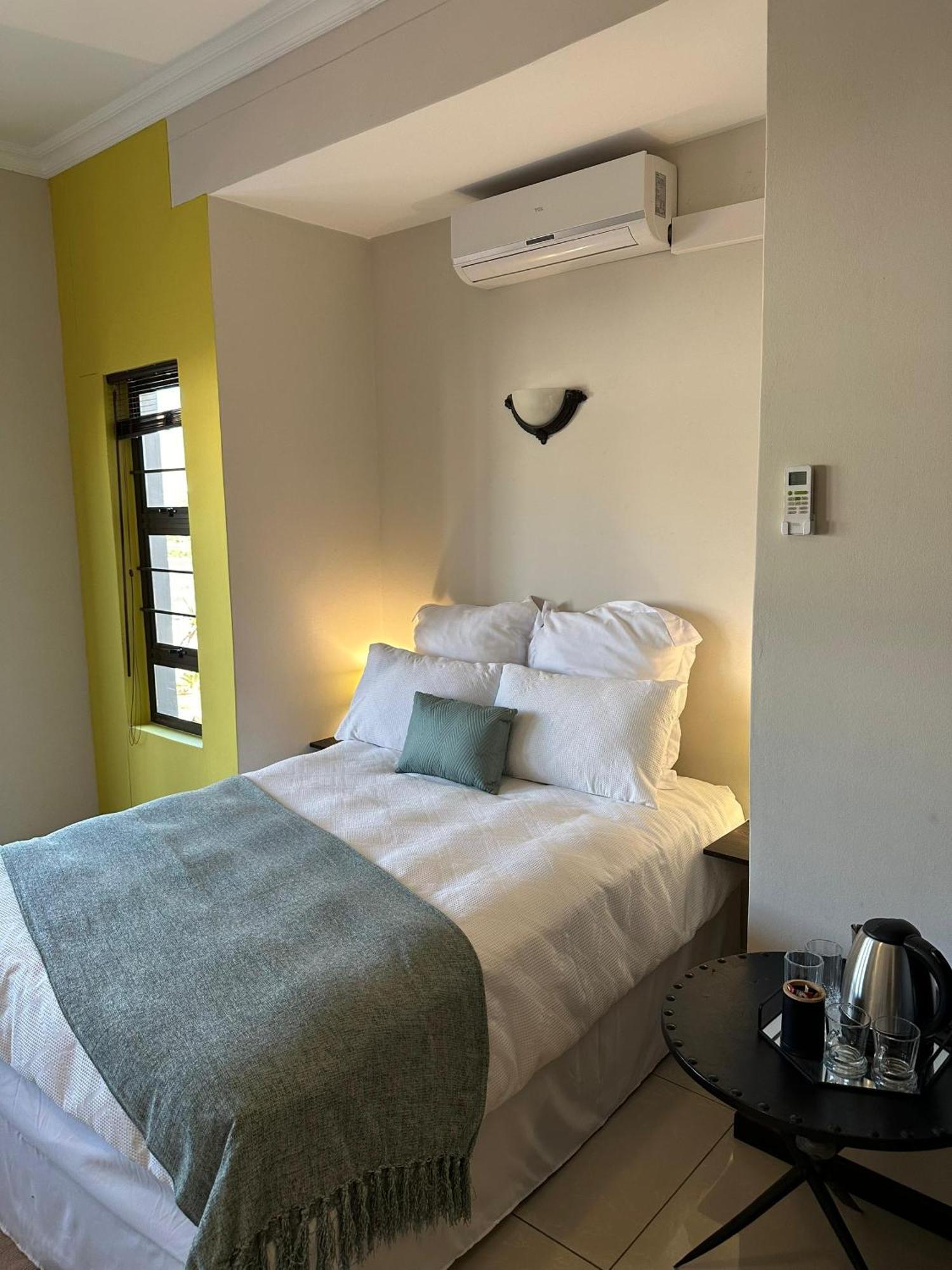 Cora'S Boutique Bed & Breakfast Swakopmund Cameră foto